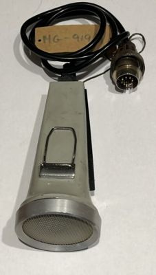 Mikrofono-głośnik do radiotelefonu przenośnego R4437 z etykietą MG-919.