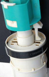 Geberit WC - 2-way drain valve art. no. 240.622.00.1 - out of order Geberit WC - 2-way drain valve art. no. 240.622.00.1 - out of order
