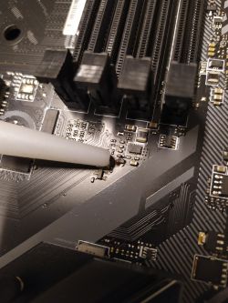 MSI b450 Tomahawk - Brak życia tuż po złożeniu zestawu