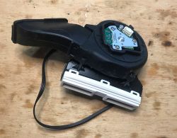 Wnętrze odkurzacza smart/robota sprzątającego z WiFi Medion 13277