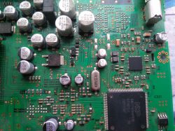 Rozbudowa radia samochodowego o wyjścia RCA: porównanie modułów AD828 vs NE5532