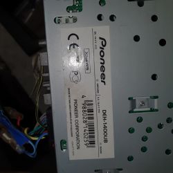 Podłączenie radia Pioneer do Audi A3 8L 1998 - brak reakcji, tylko 1 kabel +12V