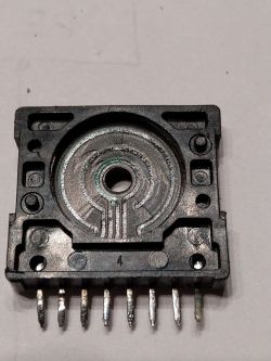 [DIY] Naprawa potencjometru głośności - Kenwood KR-A4070