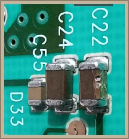 Whirlpool FSCR 10432 (859208629010) – wartości kondensatora C22 na module sterowania