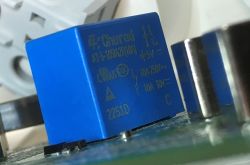 Which Wi-Fi controlled strip with QC? The interior of the Tapo P300 from TP-Link