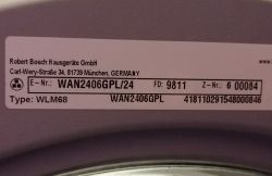 Tabliczka znamionowa urządzenia Bosch z numerem WAN2406GPL/24.