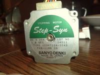 Silniczek Sanyo-Denki, unipolarny, czy bipolarny? Silniczek Sanyo-Denki, unipolarny, czy bipolarny?