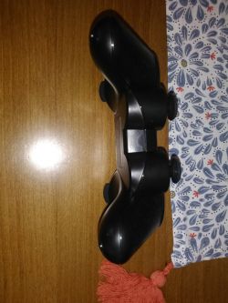 PS3 Slim Pad Connectivity Issue: Wireless Function Non-Responsive, Works Only Via Cable