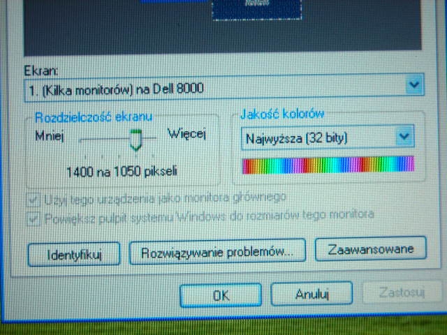 DELL inspiron 8000 jak przesunąć obraz (real foto) ?