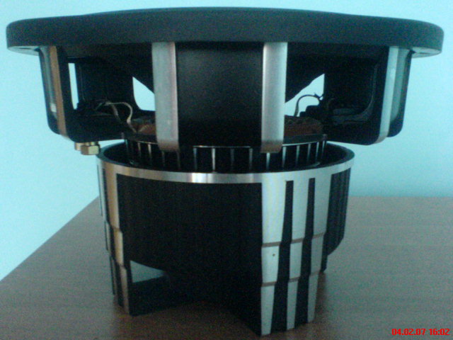 AZX-W12 Nuke i Lanzar Vibe 431. Da sie z tym cos zrobic??