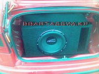 Pomożcie zaporjektowac skrzynie do audiobahna