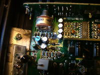 Wzmacniacz po przejściach - pytanie do znawców.