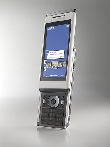 Sony Ericsson Aino - telefon synchronizujący się z PS3 Sony Ericsson Aino - telefon synchronizujący się z PS3
