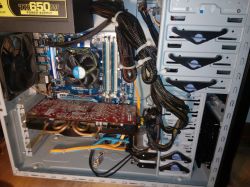 Jak poprawić chłodzenie AMD Radeon HD 5850 w obudowie z ograniczoną przestrzenią?