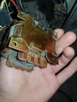 Identyfikacja transformatora mi-16-00-02 bez oznaczeń - zdjęcia i schemat