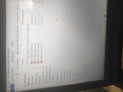 Zrzut ekranu z komputera pokazujący folder z plikami użytkownika dla różnych modeli kamer HC-300.