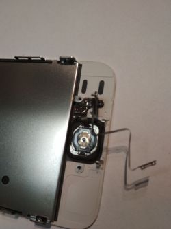 Jak wymienić wyświetlacz w iPhone SE? Jak wymienić wyświetlacz w iPhone SE?