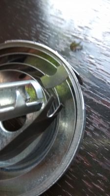 How to Fix a Roller Blind: Troubleshoot & Repair Retractor, Belt Issues, Resistance (Video)