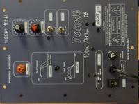 Brak wyjść na subwoofer+podłączenie ampli.