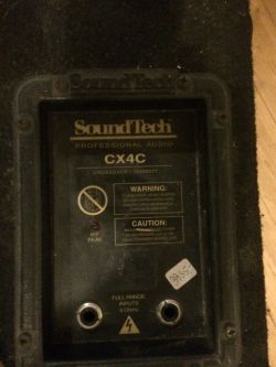 Do czego można wykorzystać głośnik SoundTech CX4C?