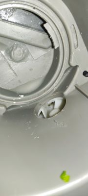 Zmywarka Amica ZIM 629E - Napęd buczy/ wpada w rezonans