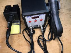 Budżetowa stacja lutownicza JCD 8908 2 in 1 (groty + hot air) za 200 zł, wylut VGA HDMI itd
