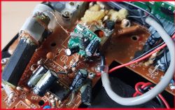 Radiobudzik ELTA 4542N z DCF77 - wnętrze, problem z synchronizacją