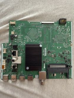 Płyta główna Vestel 17MB170E z portami HDMI, USB i złączami sygnałowymi