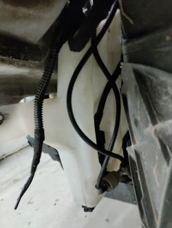 Nieznany podwójny kabel w wiązce elektrycznej Opel Insignia 2011 1.9d automat