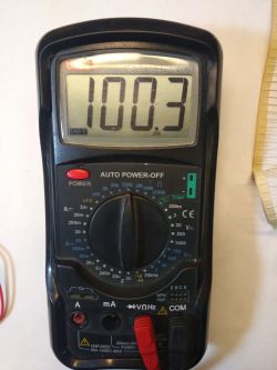 Bardzo tani Mini Multimetr DT83B - Test / Recenzja / Opis Bardzo tani Mini Multimetr DT83B - Test / Recenzja / Opis