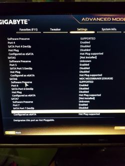 Bios nie wykrywa dysków SSD. Płyta główna gigabyte