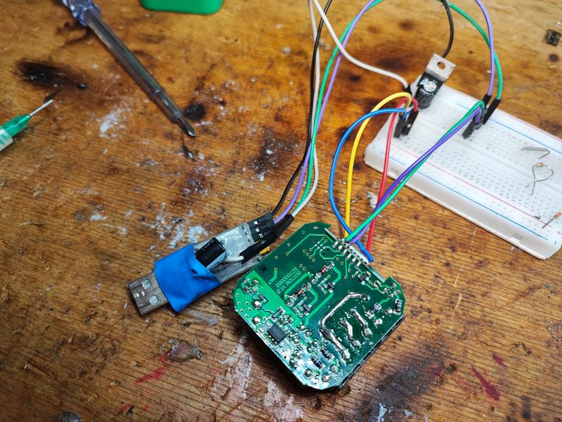 Brief test, pairing and interior of the Zamel ROW-02 (double-overhead light switch)