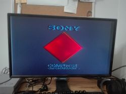 Sony PS One (PlayStation slim) - nienaturalnie ciemny obraz, tryb ciemny