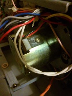 Marantz 5025 - brak tranzystora na silniku mechanizmu napędu