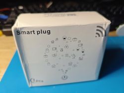 Smart Plug eWelink Packaging Box of a smart plug with various home appliance icons.