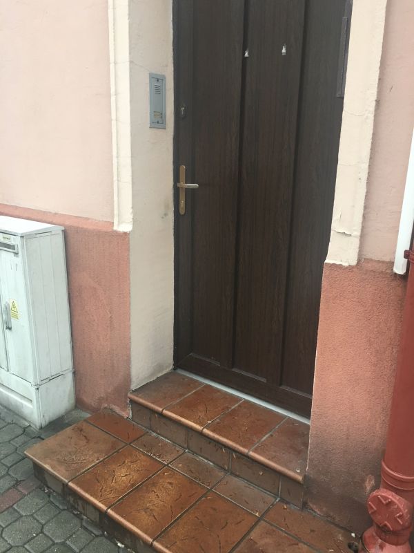 Wybór wideodomofonu dla domu dwurodzinnego Wybór wideodomofonu dla domu dwurodzinnego