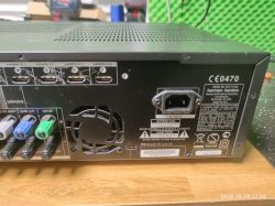 Tylny panel amplitunera Harman Kardon AVR 171/230 z portami HDMI i złączem zasilania