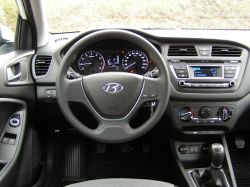 Hyundai i20 - Dobra kamera cofania.