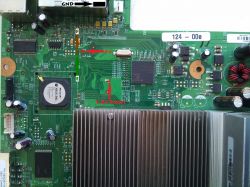 Płyta główna z oznaczeniami punktów lutowniczych 1.8V i 5V.