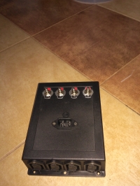 Biurko elektronika w nietypowym miejscu i z ciekawym "zamykaniem" Biurko elektronika w nietypowym miejscu i z ciekawym "zamykaniem"