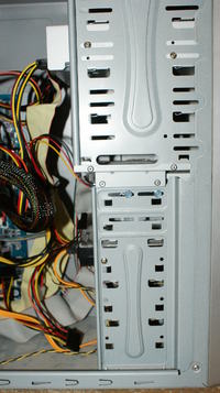 GA-P31-DS3L + PDC E5200 + 2GB RAM + HD4850 + AEROPGSVP-450