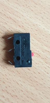 Vectra C KOMBI 2008r. - Nie gaśnie oświetlenie bagażnika albo się nie zapala