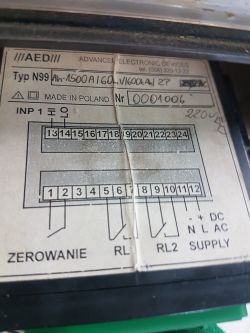 Jak zmienić jednostki na liczniku ładunku z kAh na Ah?