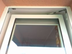 Adjusting the balcony door - a problem with a tilting setting