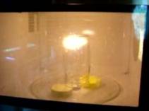 Eksperymenty z mikrofalową