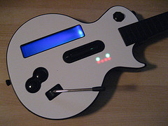 Guitar Hero podłączony do MIDI