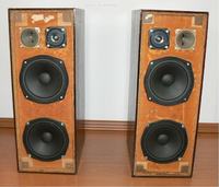 Pomysł na centralny do kina domowego