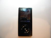 Odtwarzacz MP4 wyświetlacz świeci na niebiesko