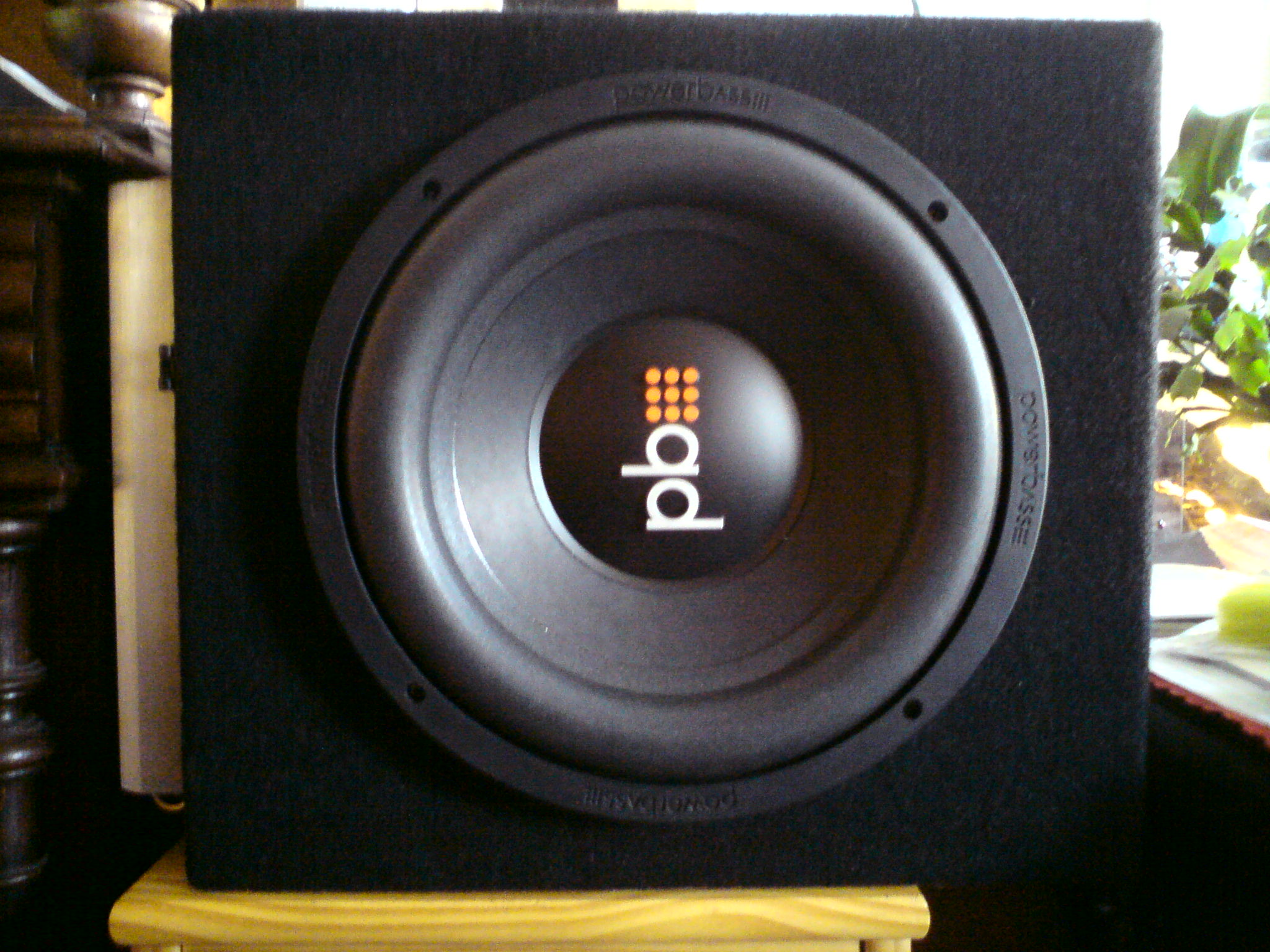 Power Bass Subwoofer S12 in a Blaupunkt box Forum for Electronics