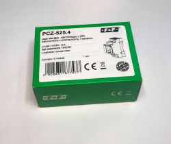 Zielone opakowanie zegara PCZ-525.4 od F&amp;F z opisem technicznym i grafiką urządzenia